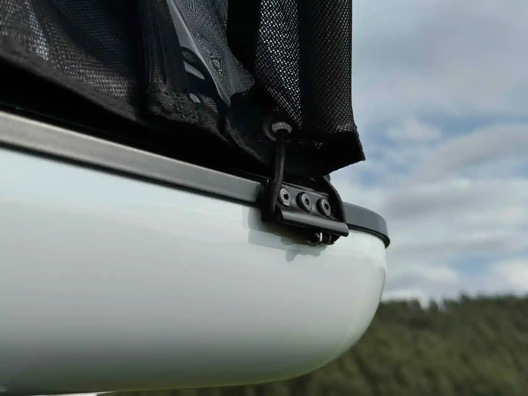 James Baroud Rain Shade