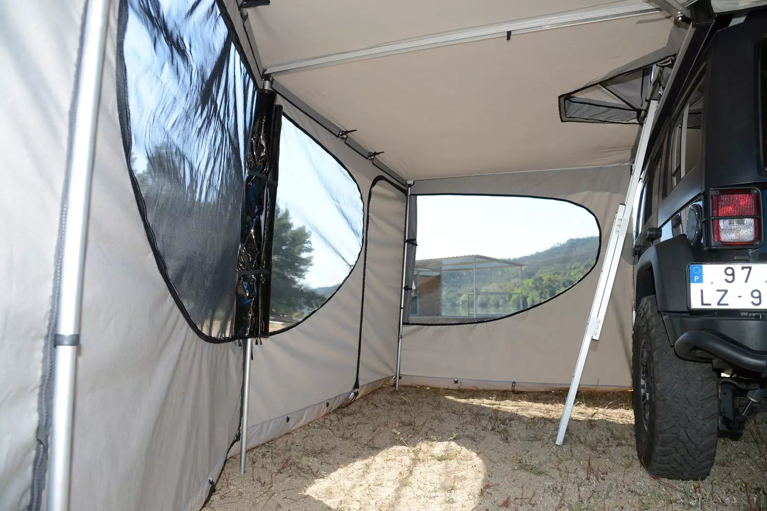 James baroud falcon awning wall