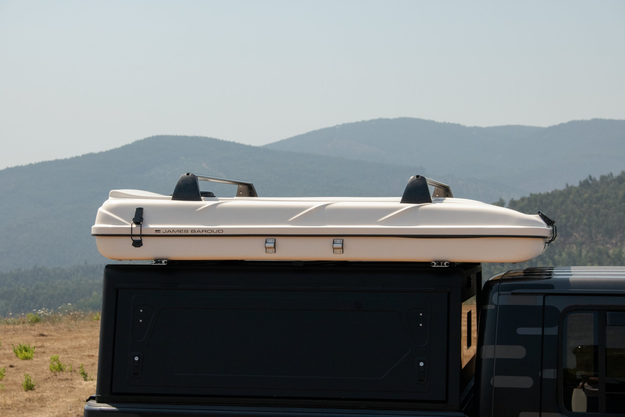 James Baroud Evasion ProLine Rooftop tent