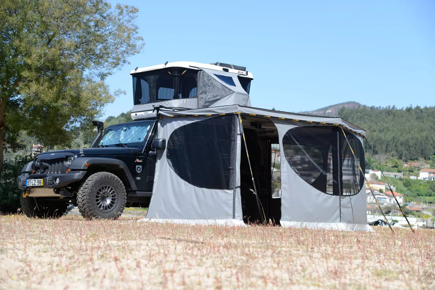 James Baroud-falcon awning-walls