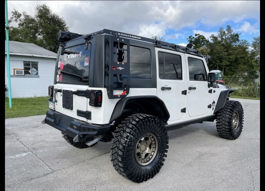 ECOTCHNE Rear Access Ladder for Jeep Wrangler JK (All Models)