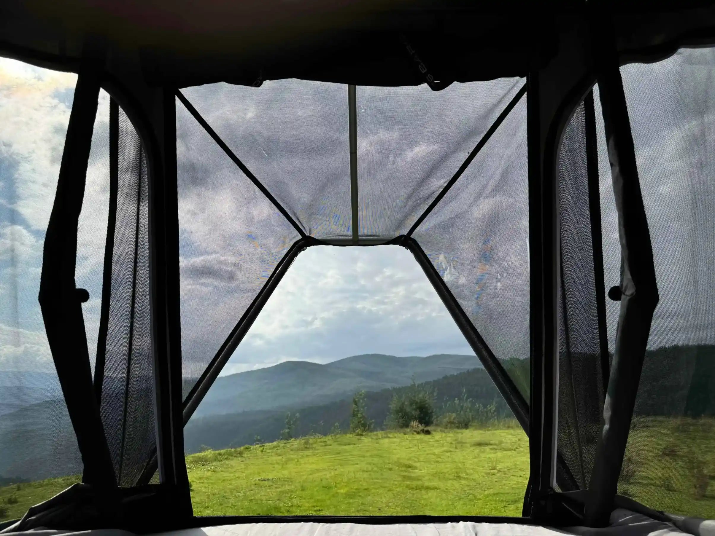 James Baroud Rain Shade