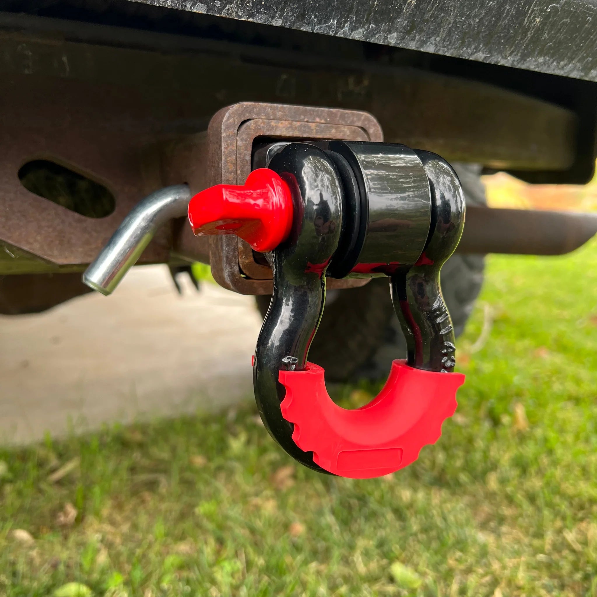 Bull Strap 2" Hitch Receiver Kit