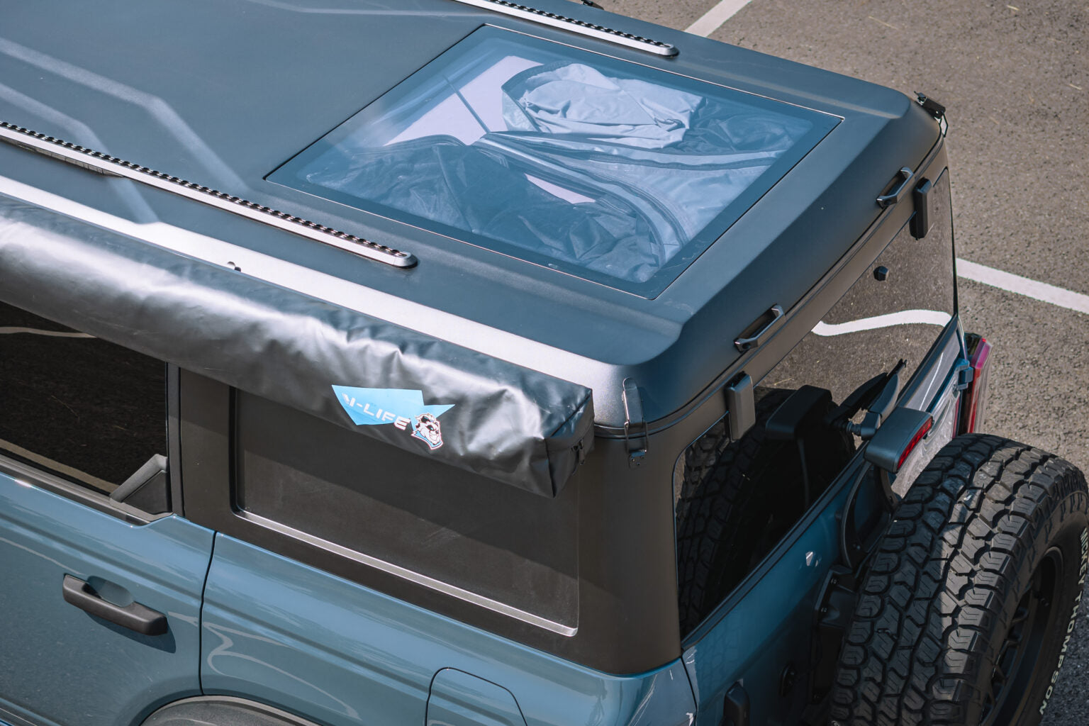 V-Life 180° Side Awning