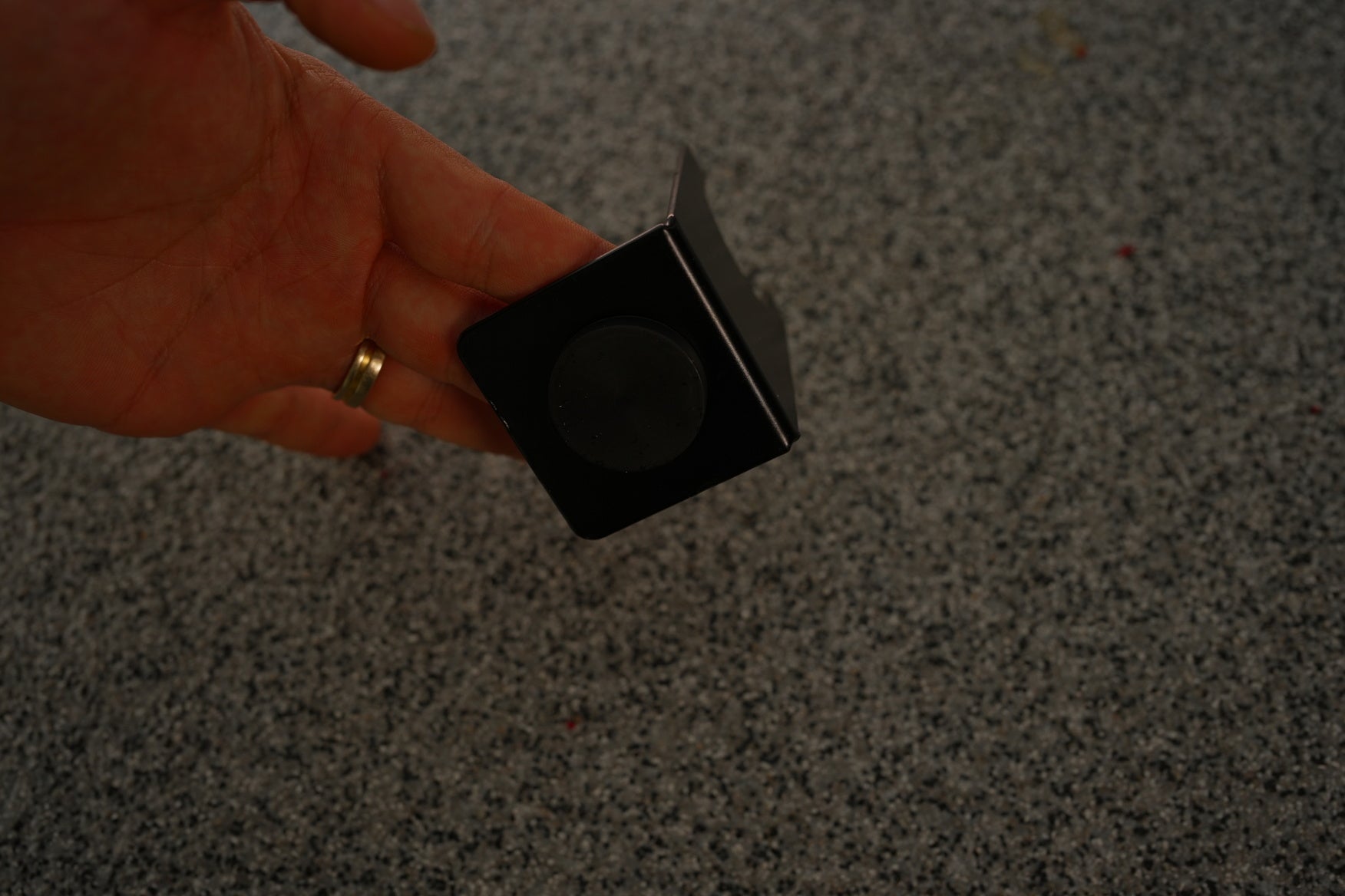 ME Overland Magnetic Gas Canister Holder