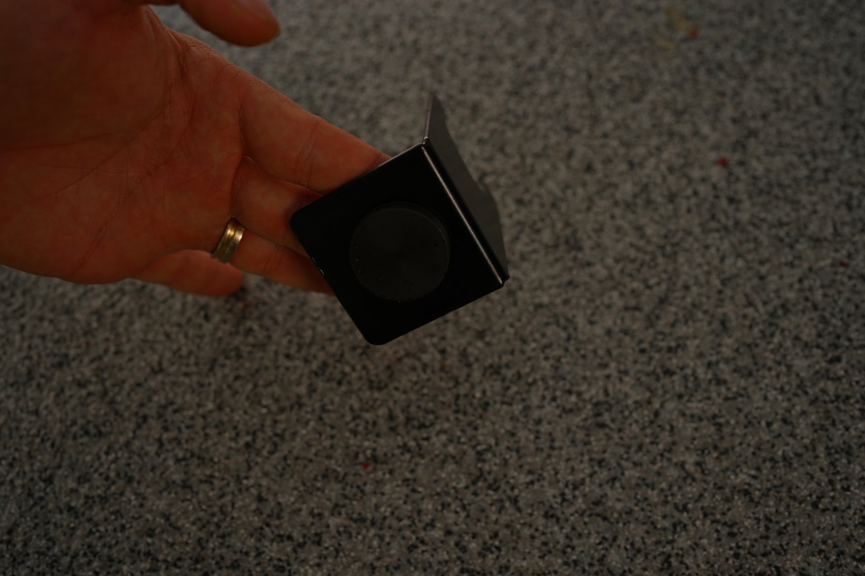 ME Overland Magnetic Gas Canister Holder