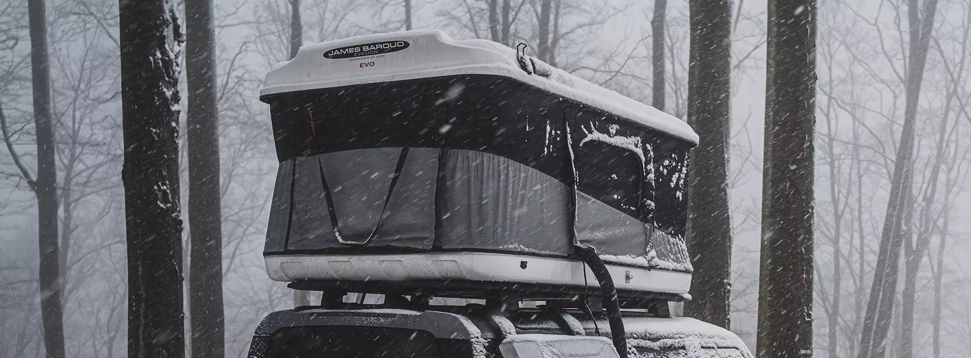 James baroud Evasion Roof top tent in white