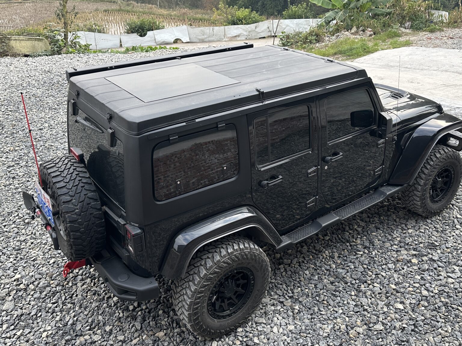 Jeep Wrangler JK Hard Shell Rooftop Tent (One Piece Camper)