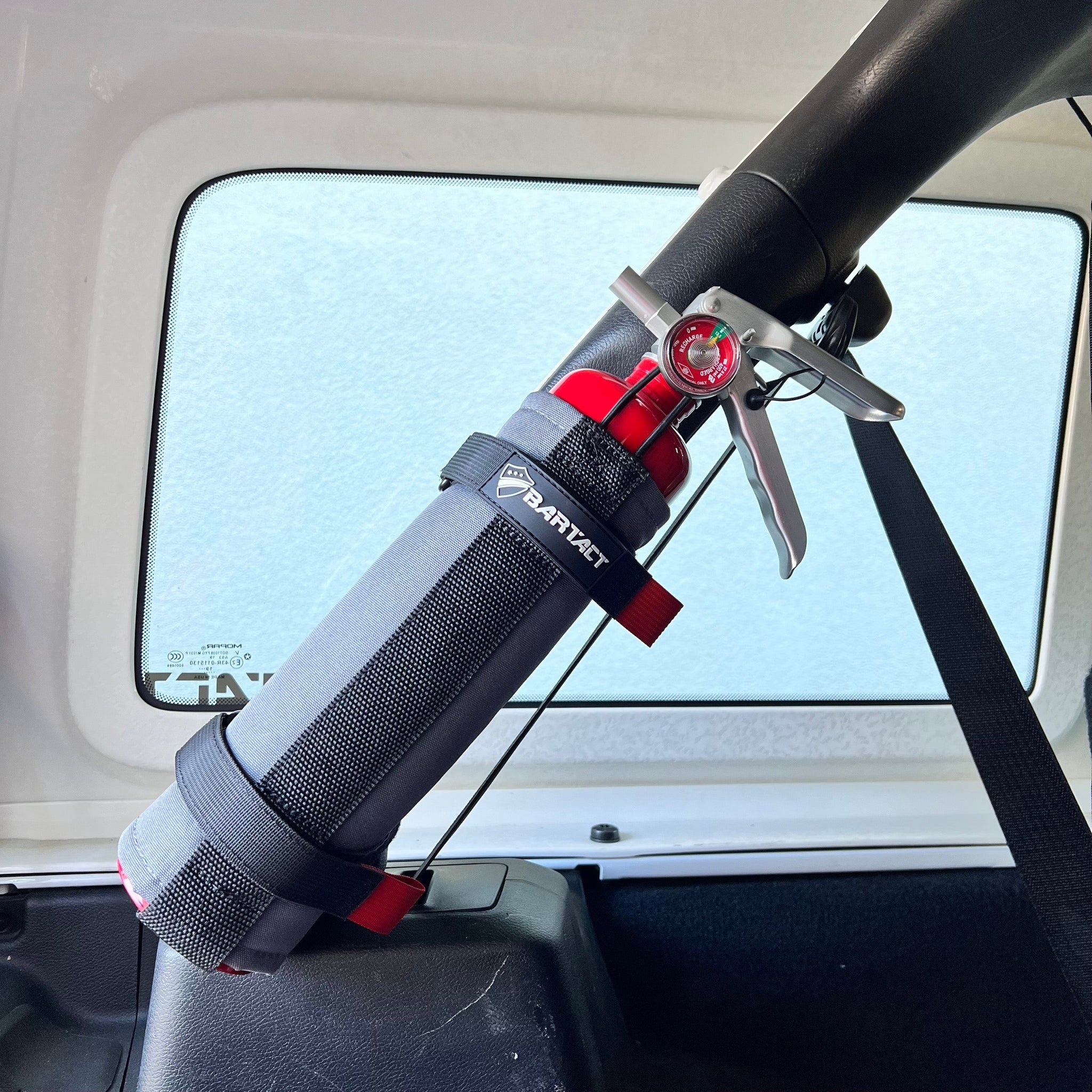 Fire Extinguisher Holder Roll Bar Mount for 2.5 LB